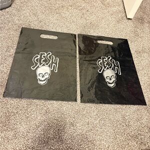 Teamsesh merch bag